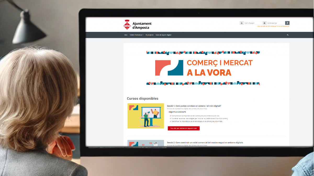 L’Ajuntament d’Amposta impulsa la formació digital per a comerciants i paradistes del Mercat amb el projecte ’Amposta, a la vora’