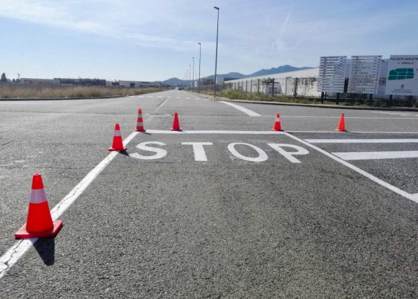 Actuacions de millora de la mobilitat i senyalització dels dos polígons industrials