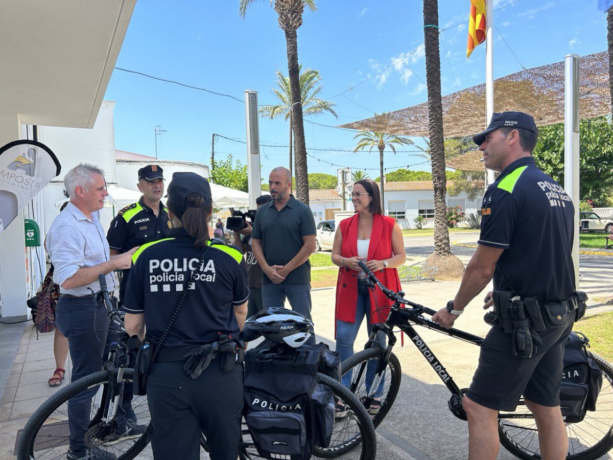 La unitat ciclista de la Policia Local fa patrullatge de proximitat de dilluns a divendres a Poble Nou del Delta, Balada i Eucaliptus