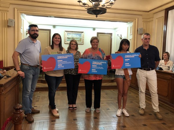 Fem Festa, AONA i Lo Riu Sona entreguen més de 6.000 euros a tres entitats socials del territori